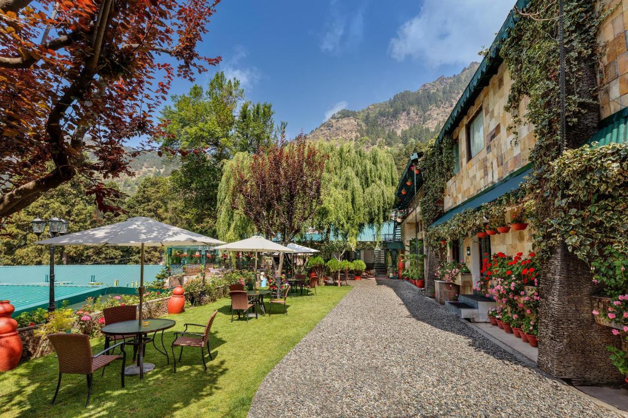 Resort Shervani Hilltop Nainital