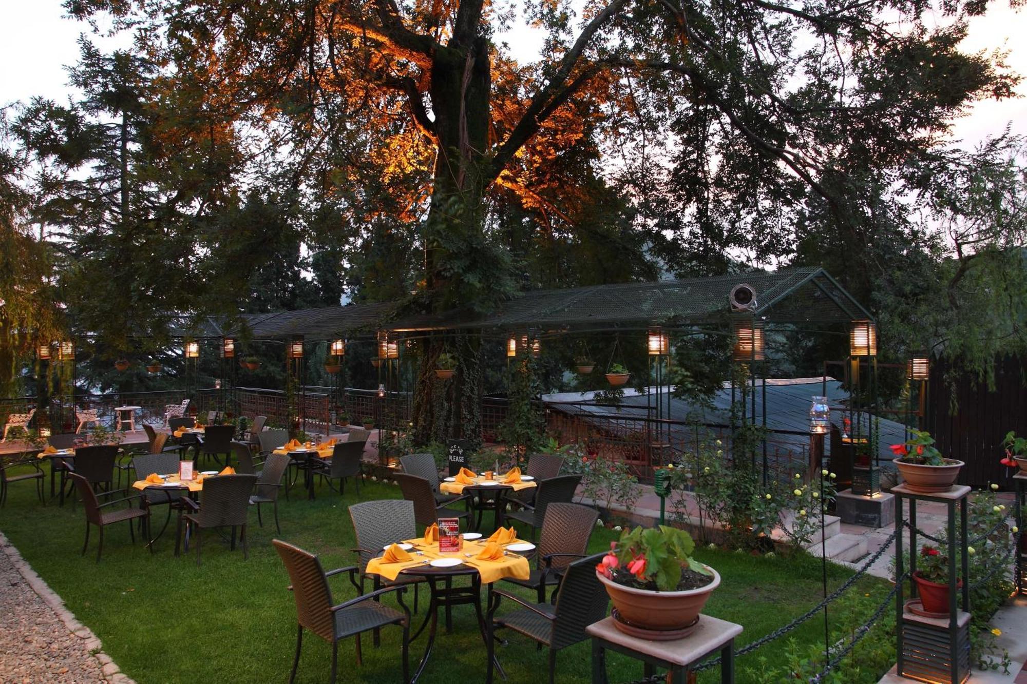 Shervani Hilltop 4*